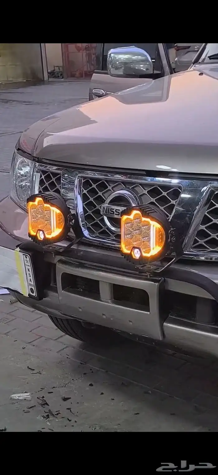 كشافات فتك امامية وخلفية مع تانكي معلق 1