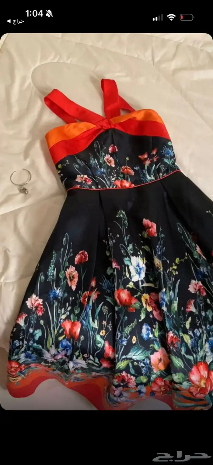 فستان من فوقا كلوست الشراء ب800البيع 300وقابل للسوم 0