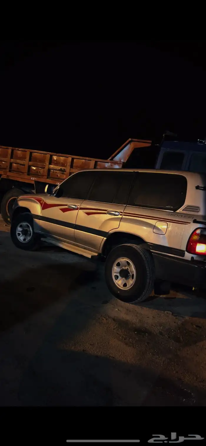 للبيع لاندكروزر قير عادي 6 سرندل ممشى 388 الف 1