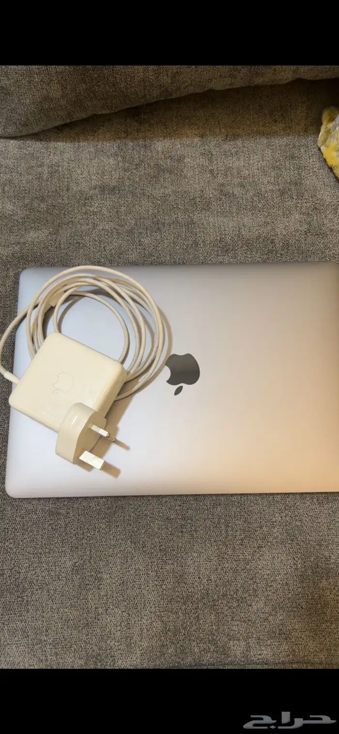 للبيع ماك برو ماكس 2