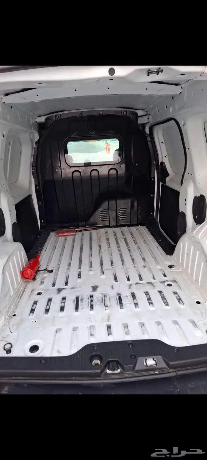 للبيع دوكر فان بضاعة 2021 1