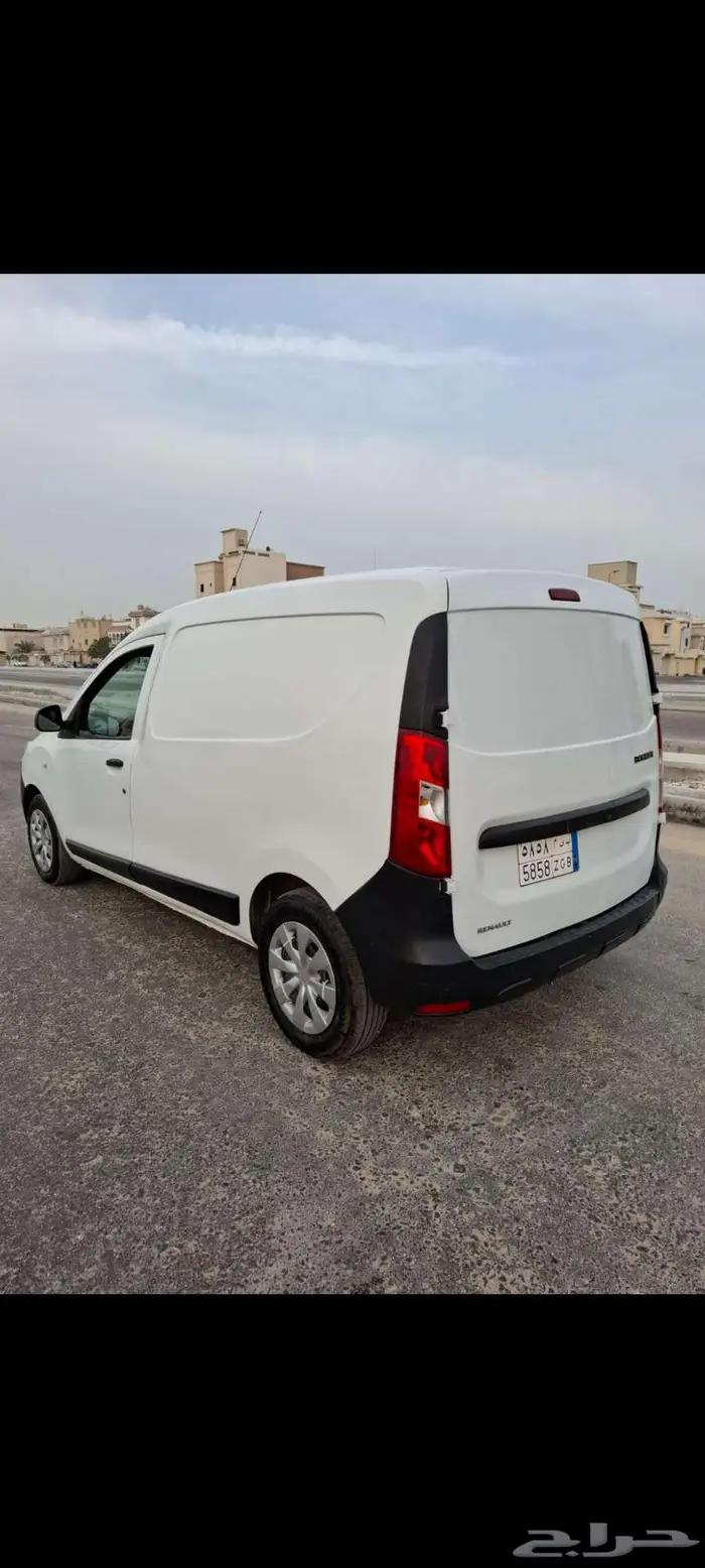 للبيع دوكر فان بضاعة 2021 3