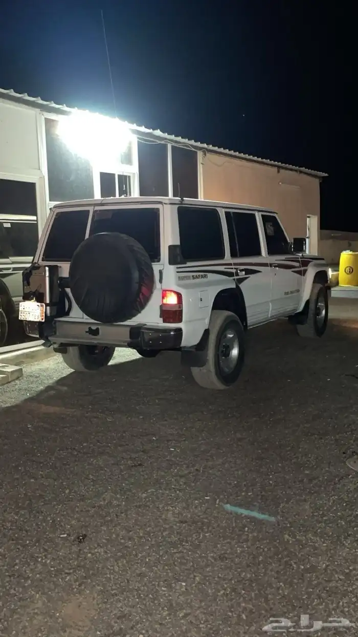 للبيع جيب نيسان 2