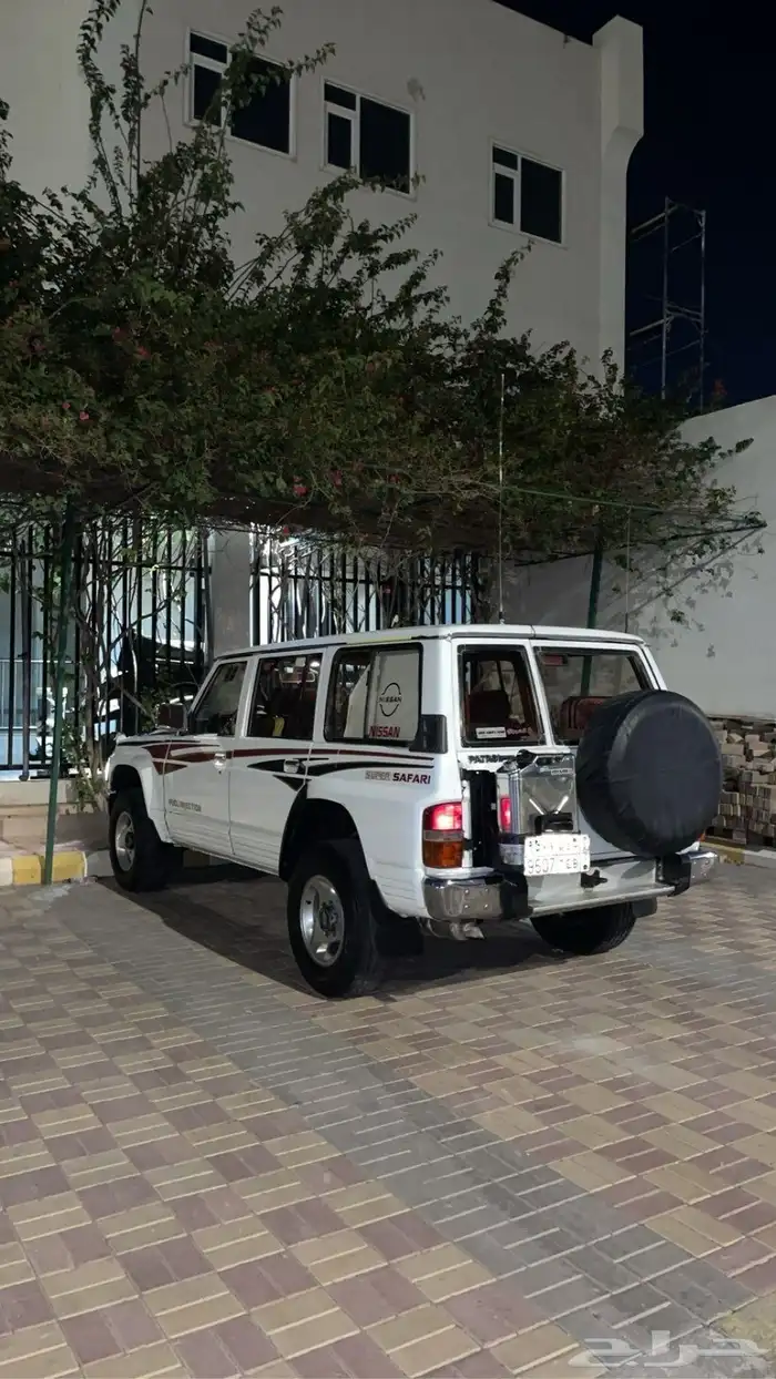 للبيع جيب نيسان 0