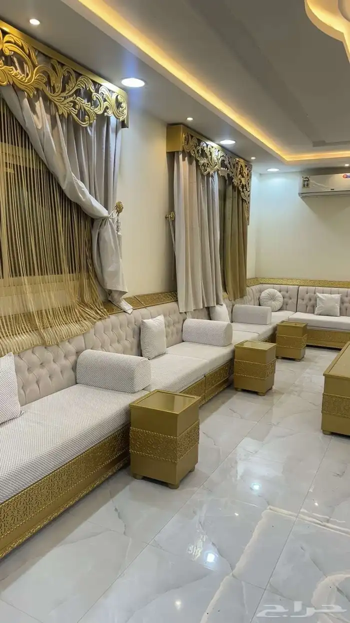 كنب مجلس 5 في 7 نظيف جدا 0