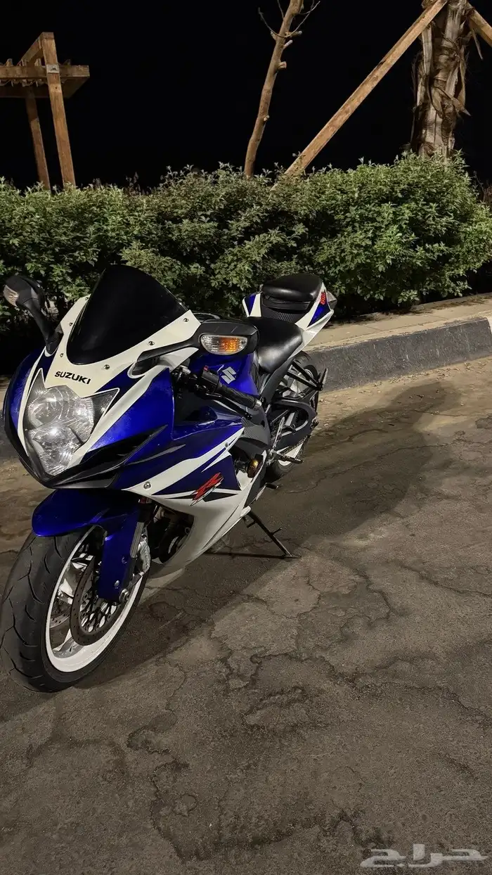 المواصفات في العرض 1