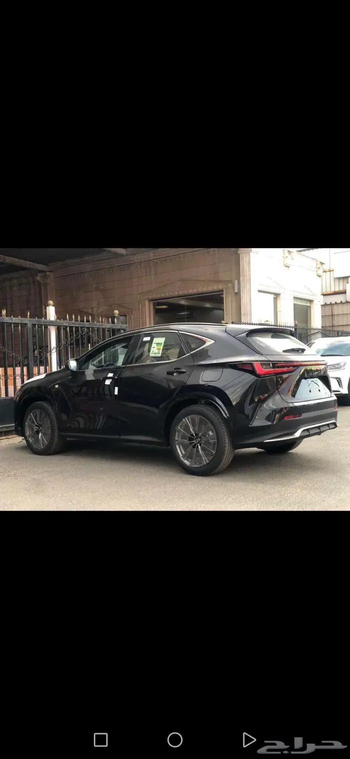 لكزس NX 350 FF 2025 اسبورت سعودي أسود داخل أحمر 2