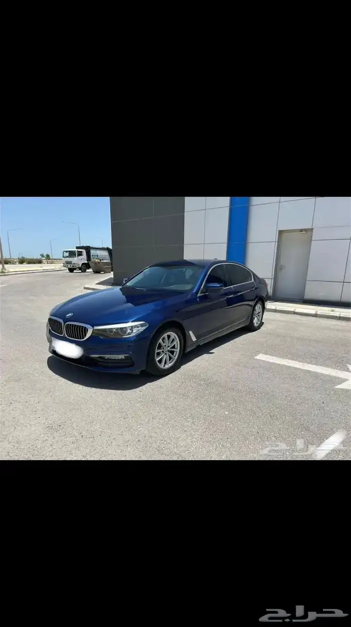 فرصه للي يدور النظيف بي ام دبليو الفئة الخامسه2018 11