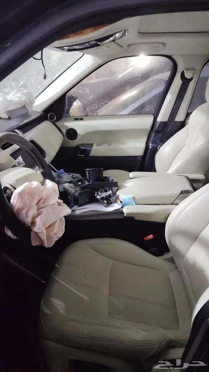 رنج روفر سبورت مصدوم للبيع 4