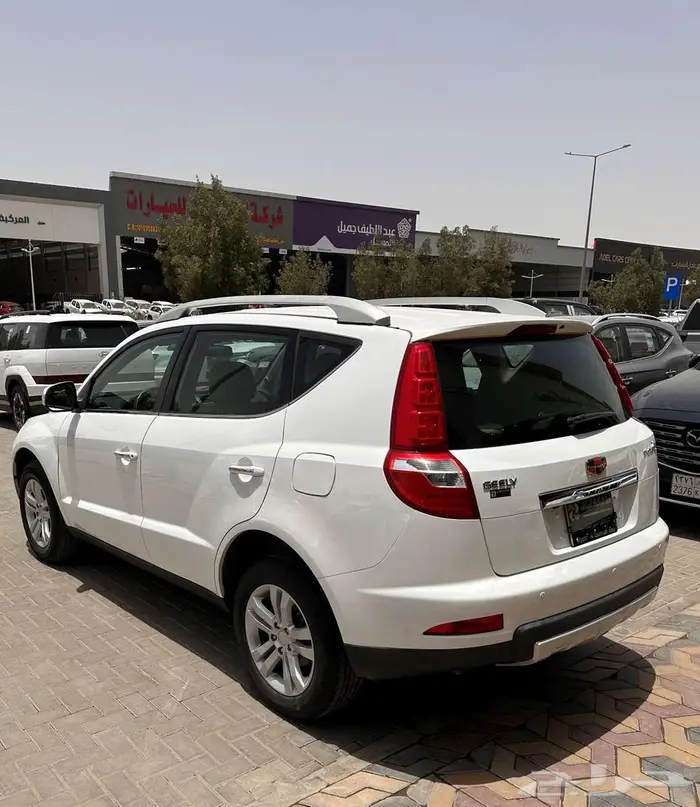 جيلي ام جراند X7 2016 21