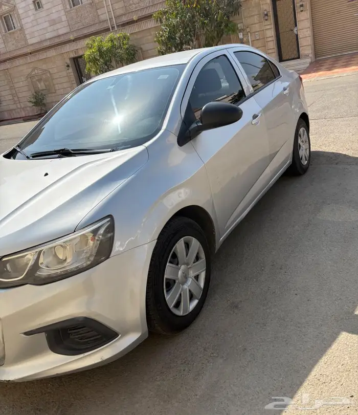 شفروليه افيو 2017 نظيفه ممشى قليل 3