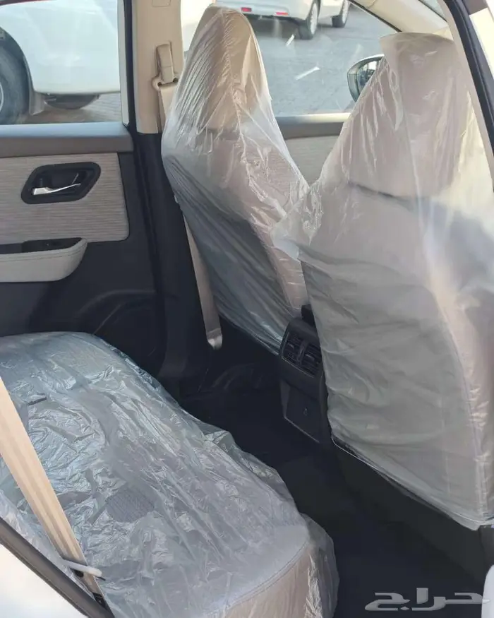 نيسان اكس تريل ستاندرد دبل 5 راكب بنزين سعودي موديل 2026 13