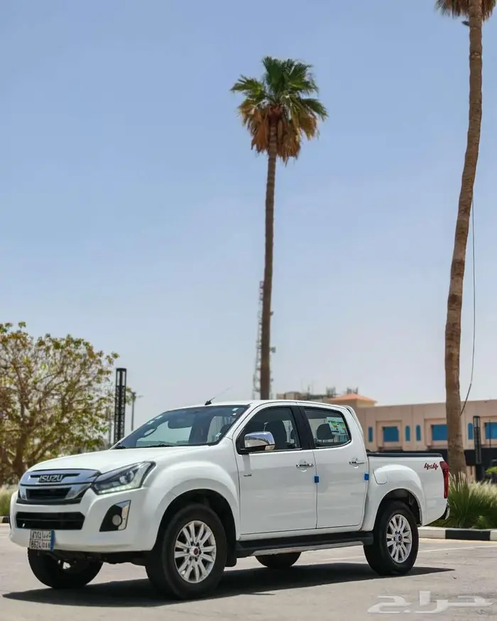 ايسوزو ديماكس 2020 ديزل فل نظيف 31