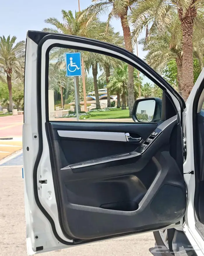 ايسوزو ديماكس 2020 ديزل فل نظيف 67