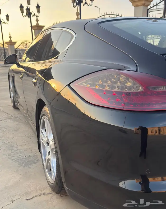 بورش باناميرا اس 11