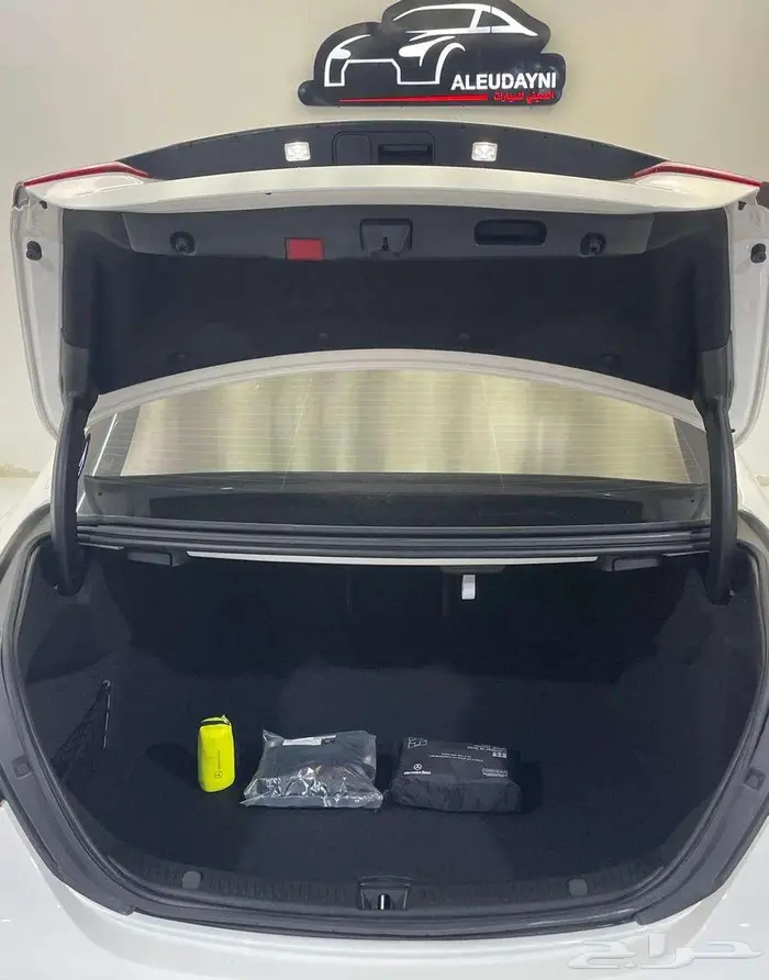 مرسيدس E200 2022 36