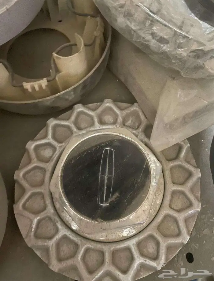 للبيع قطع لنكون تاون كار من 90 الى 97 5