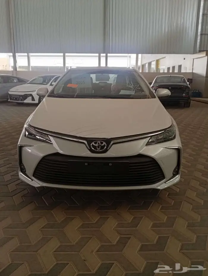 تويوتا كورولا استاندر طيس 2.0 سعودي 2025 4