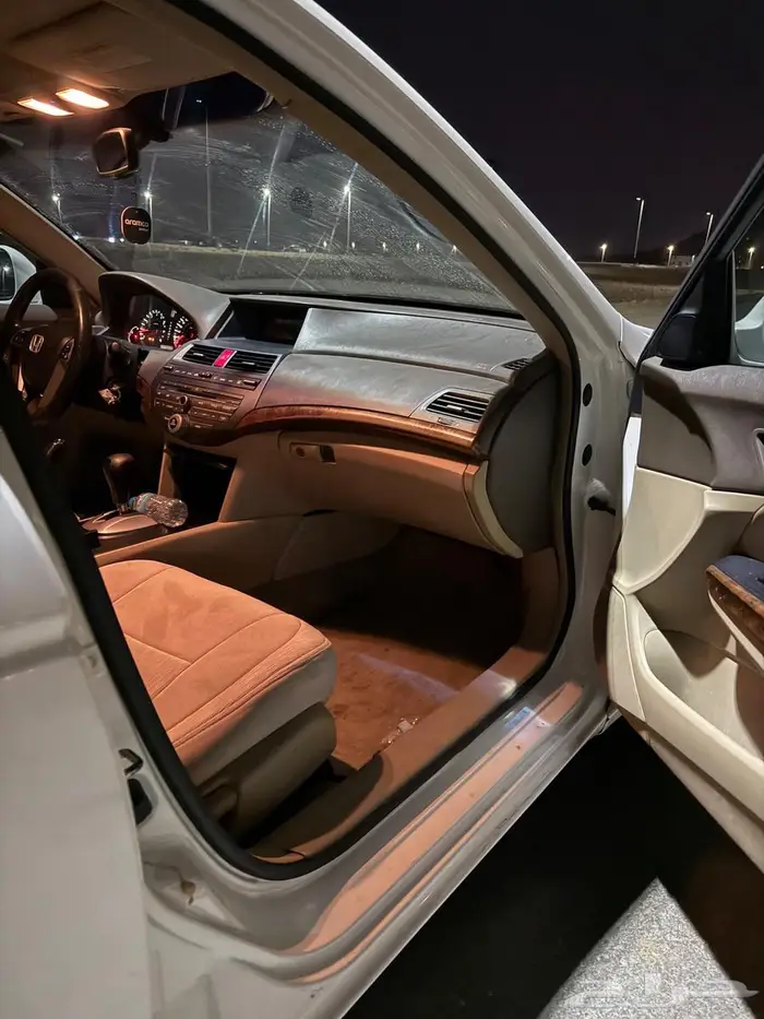 للبيع هوندا اكورد 2008 2