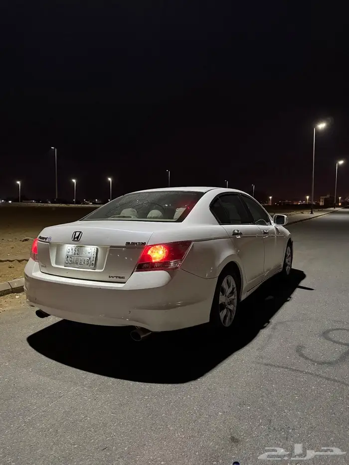 للبيع هوندا اكورد 2008 4