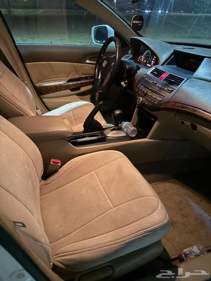 للبيع هوندا اكورد 2008 1