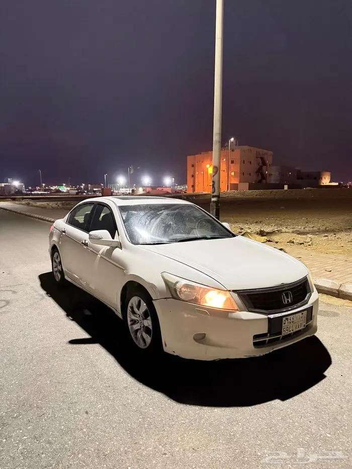 للبيع هوندا اكورد 2008 7