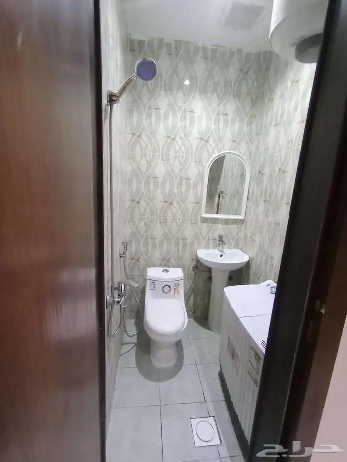 شقق فندقية غرفة دورة مياه بوفية مؤثثة وفاخرة بخميس مشيط 10