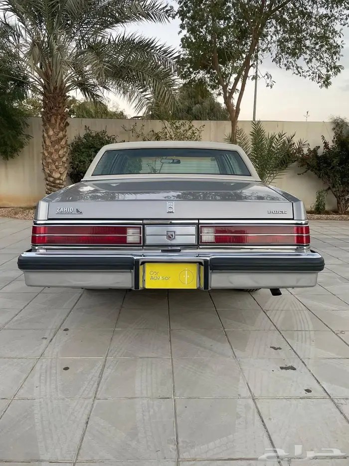 للبيع بيوك أ ينيو موديل 1983م مخزنه 3