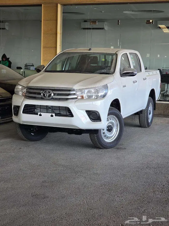 هايلوكس غمارتين ديزل سلق توماتيك بريمي 2025 متوفر لدى الحسن 0