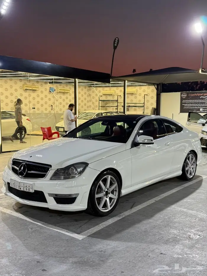 مرسيدس سي 250 كوبيه 1