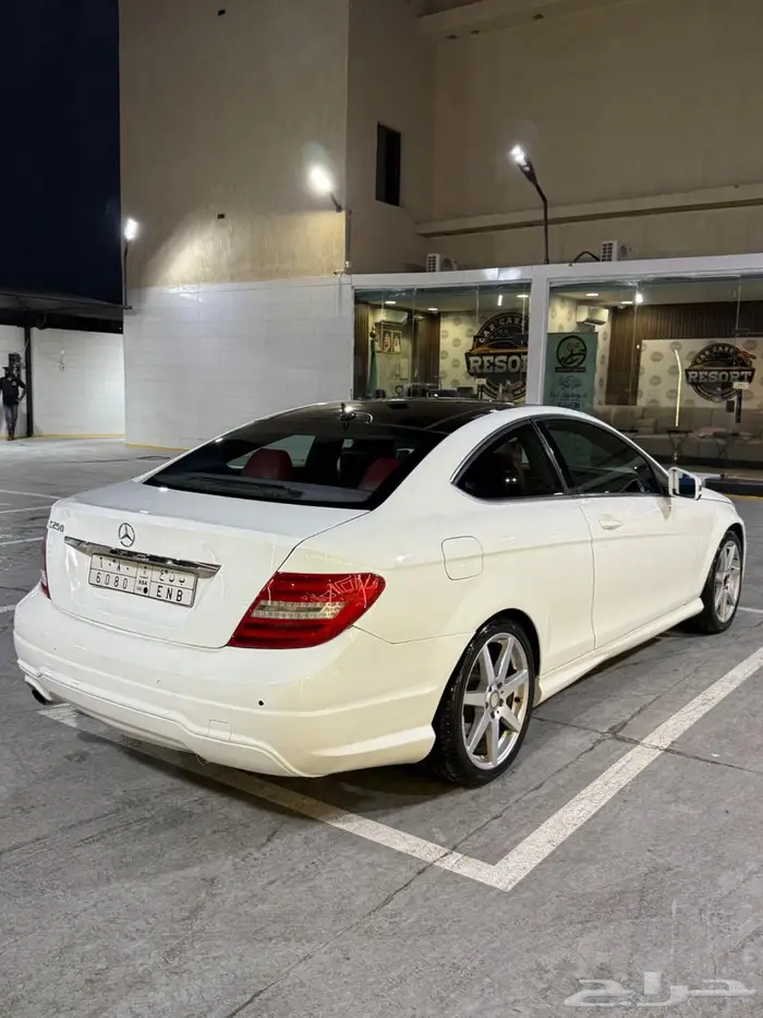 مرسيدس سي 250 كوبيه 3