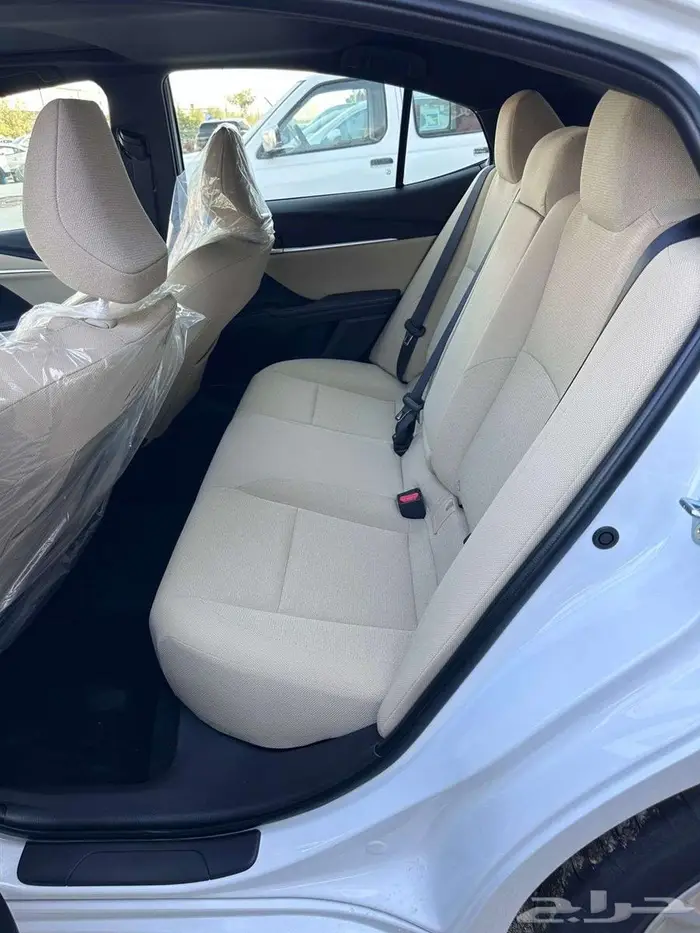 تويوتا كامري 2.5 LE 2025 بنزين كاش وتقسيط بنوك 12