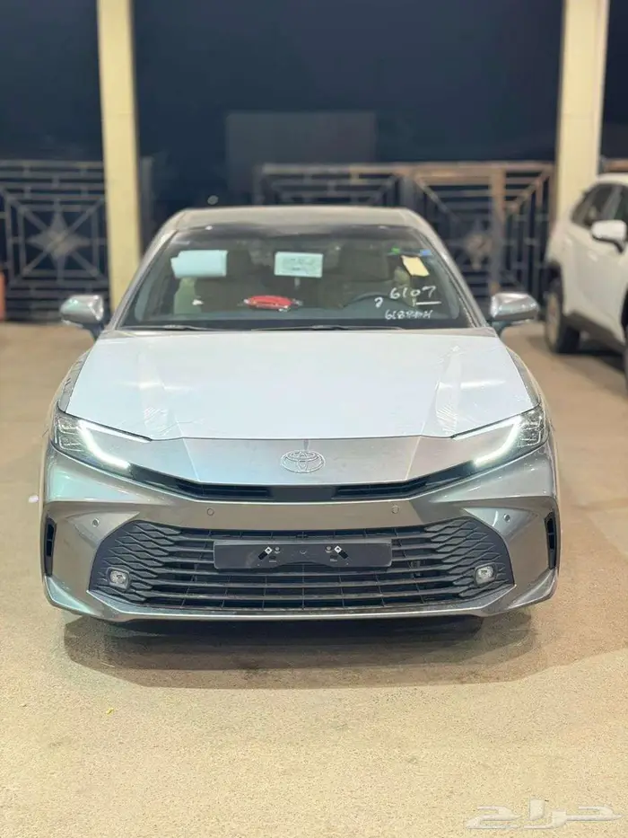 تويوتا كامري 2025 هايبرد LE 0