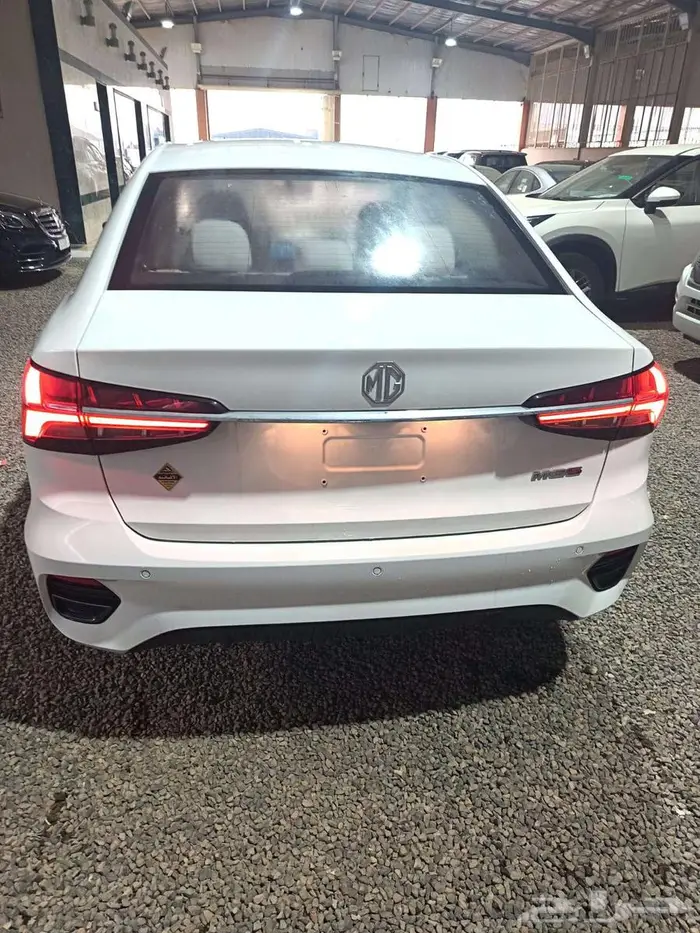 ام جي5 الشكل الجديد 2025 5