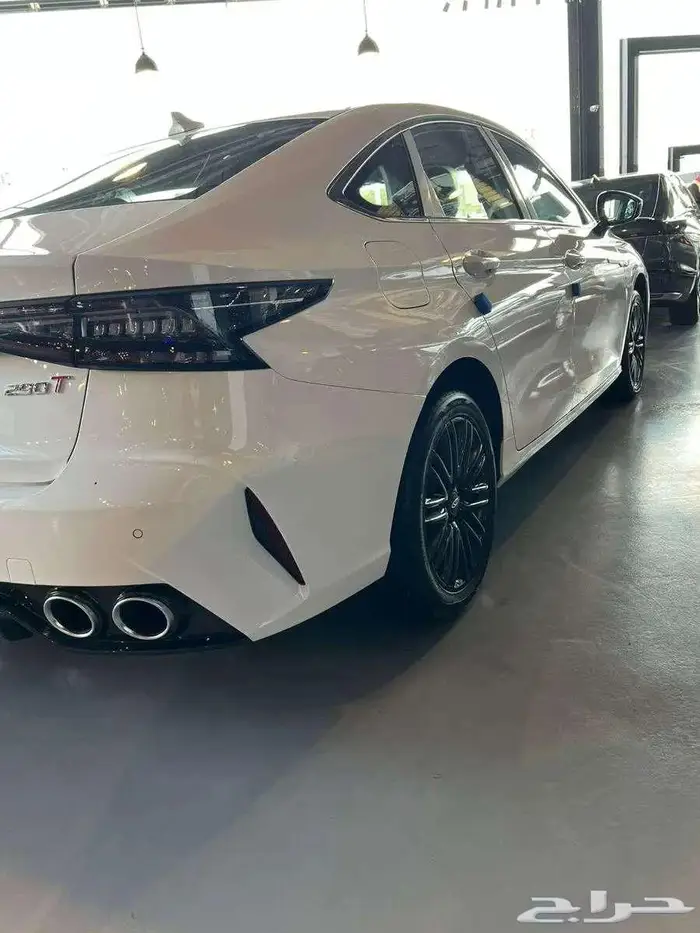 شيري اريزو 8 2025 لكجيري ماكينة 1.6 1