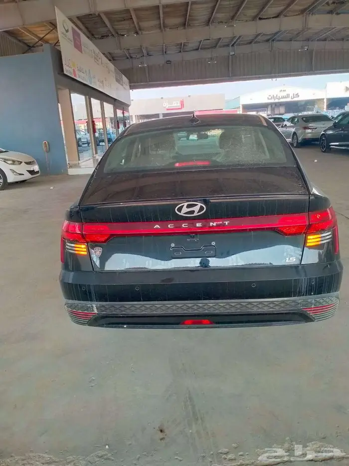 هيونداي اكسنت فليت الناغي او المجدوعي (اسود ابيض رمادي فضي) 2
