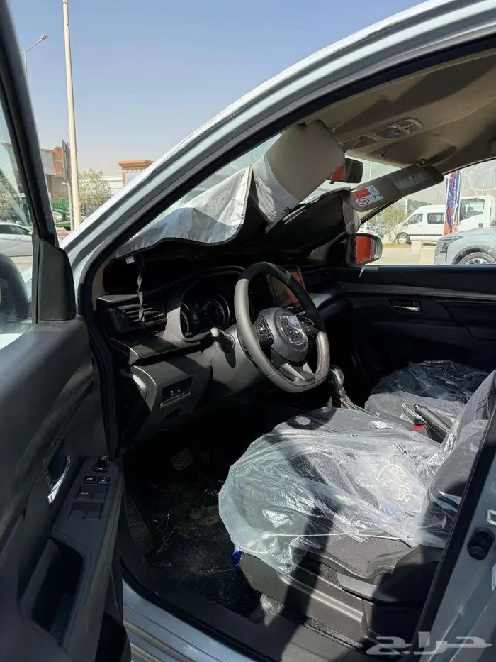 سوزوكي ارتيجا 2025 فل كامل واستاندر 1
