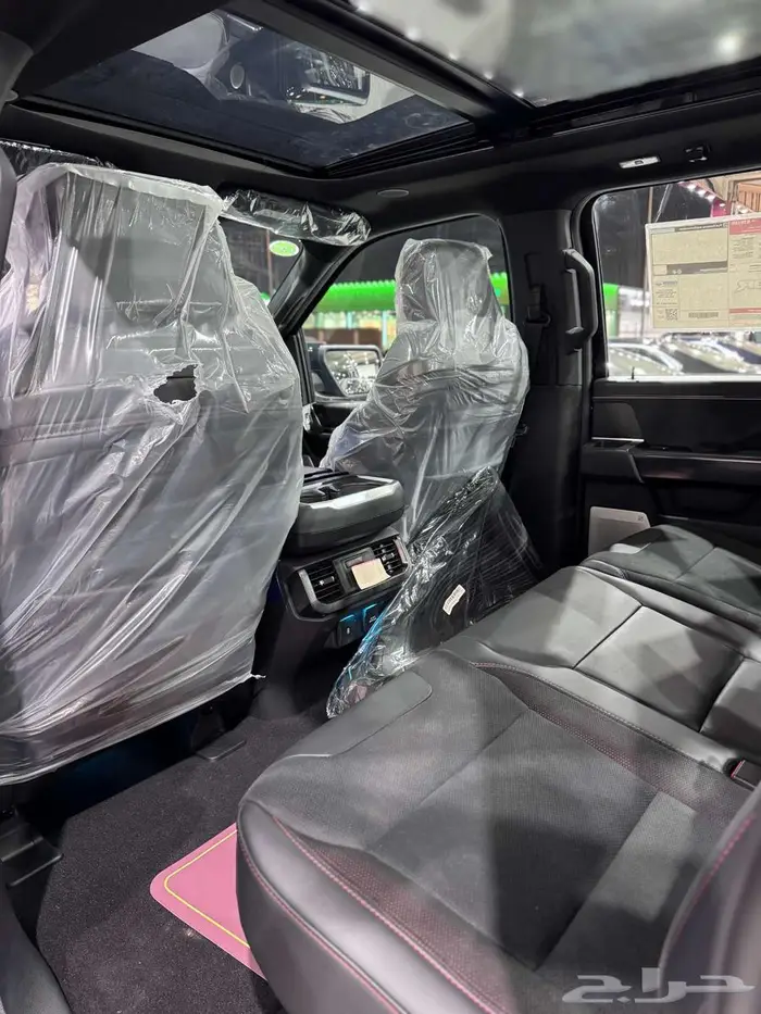 فورد رابتور F-150 R crew Cab موديل 2025 جديد 6