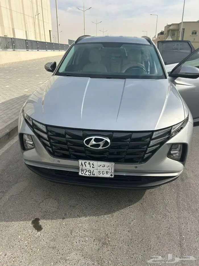 سيارة هيونداى توسان 1600 موديل 2024 للتنازل 7