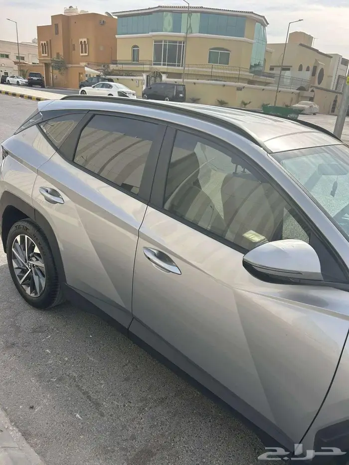 سيارة هيونداى توسان 1600 موديل 2024 للتنازل 5