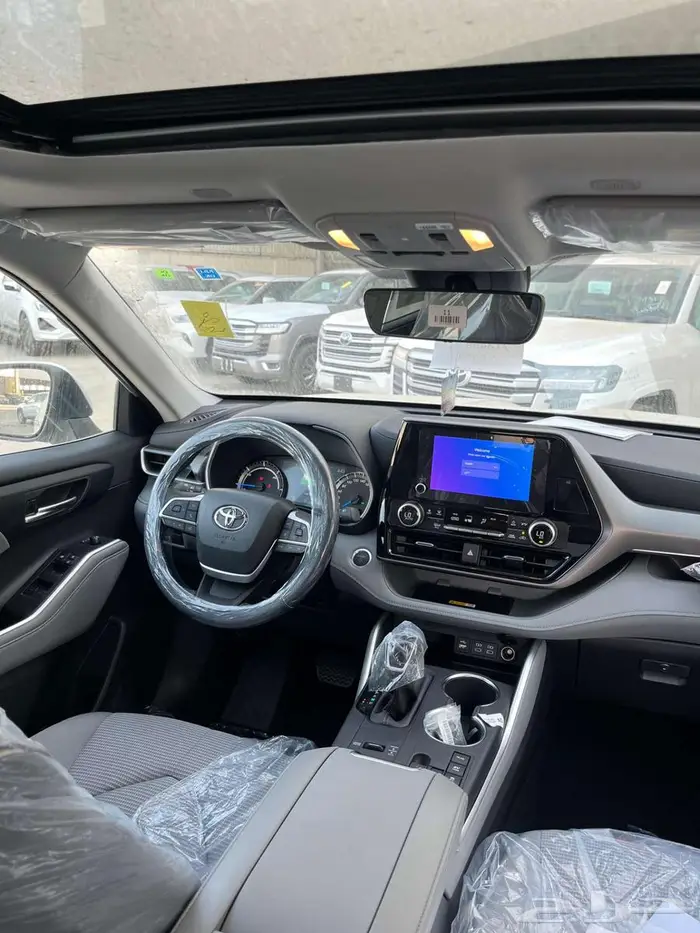 تويوتا هايلاندر GLE 2025 نص فل   تمويل دفعتين بلا أرباح 6