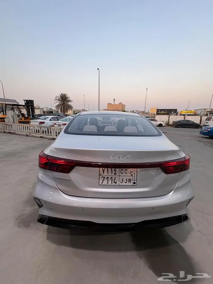 كيا سيراتو 2022 2
