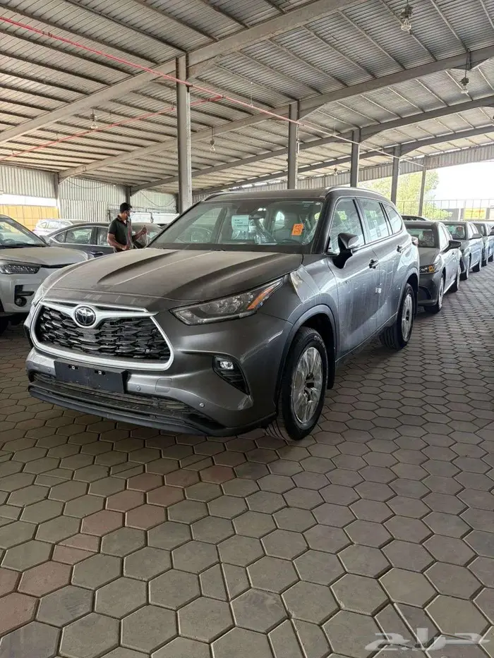 تويوتا هايلاندر GLE م2025 كاش وعروض الاقساط اقل ربح 0