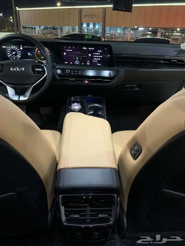 كيا K8 مستورد بنزين 2022 4 كاميرات قياده ذاتيه بصمه 13
