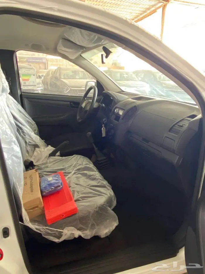 ايسوزو غمارة 2025 جوانب ب71900شامل خليجي بأقل سعر الفريدي 3