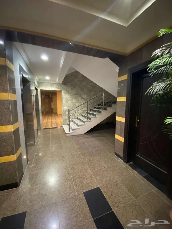 شقة للايجار بحي الربوة مكونة من 3 غرف 1