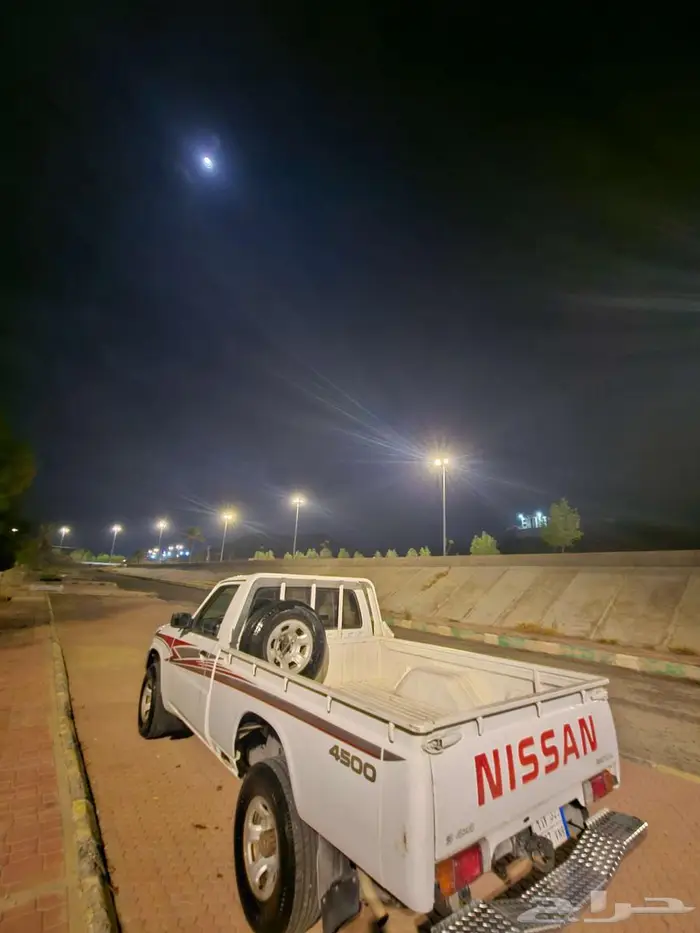 جيب شاص نيسان 2002 6