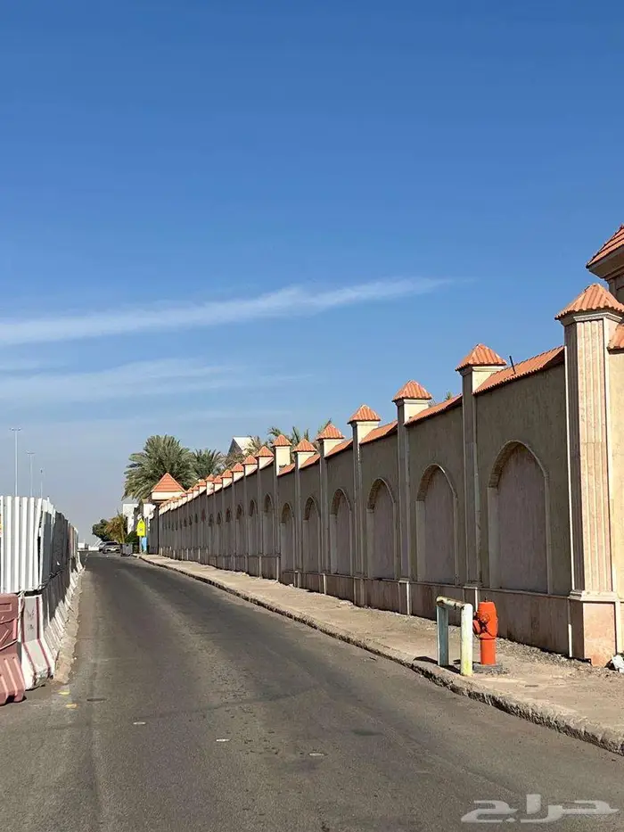 قصر فاخر للبيع في المدينة المنورة 0
