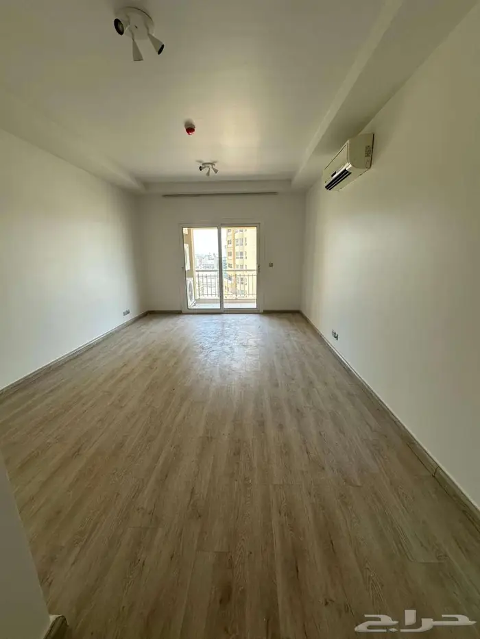 شقة للبيع بمشروع إعمار أبراج الهلال 2 4