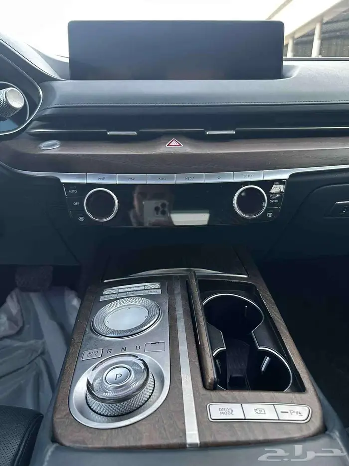 جنسس G80 2022 13